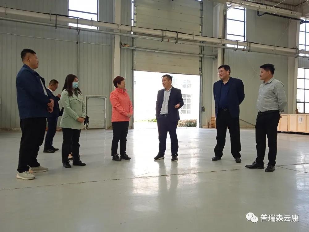 ������һ��Ժ���I(l��ng)��(d��o)�W�R����ɭ���^�������t(y��)������ƽ�_(t��i)�٫@�϶�